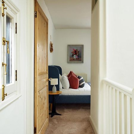 Dolls House - Luxury Townhouse *Sleeps 10* Βίλα Χένλεϊ ον Τέιμς Εξωτερικό φωτογραφία