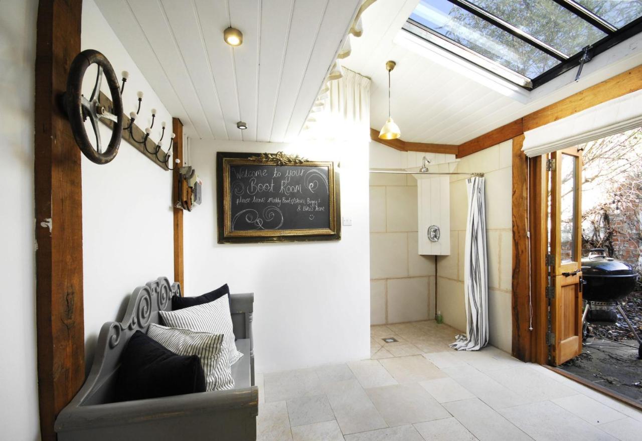 Dolls House - Luxury Townhouse *Sleeps 10* Βίλα Χένλεϊ ον Τέιμς Εξωτερικό φωτογραφία