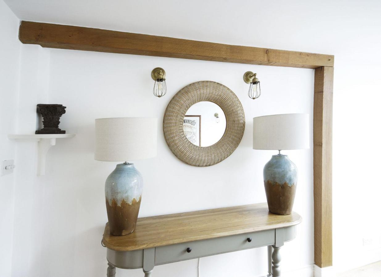 Dolls House - Luxury Townhouse *Sleeps 10* Βίλα Χένλεϊ ον Τέιμς Εξωτερικό φωτογραφία