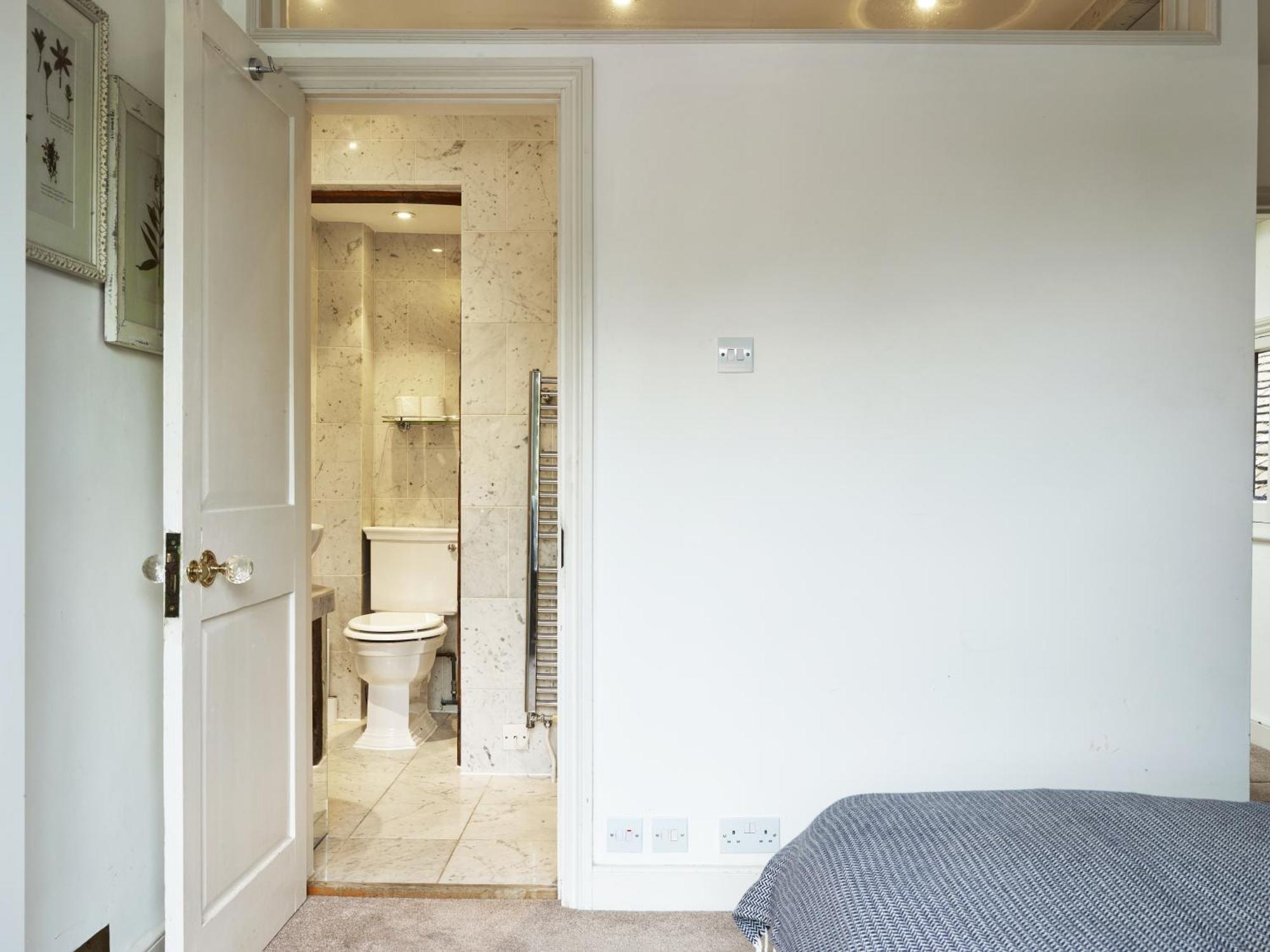 Dolls House - Luxury Townhouse *Sleeps 10* Βίλα Χένλεϊ ον Τέιμς Εξωτερικό φωτογραφία